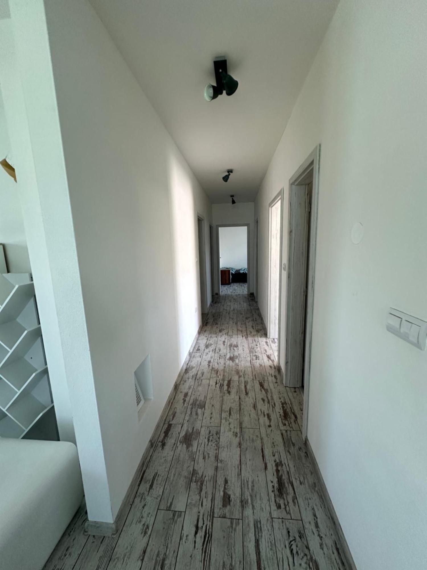 Royal House Trencinヴィラ エクステリア 写真